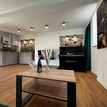 Do Brzegu Lepiej Loft Z Klimatyzacja I Tarasem Blisko Jeziora Parking Ii *